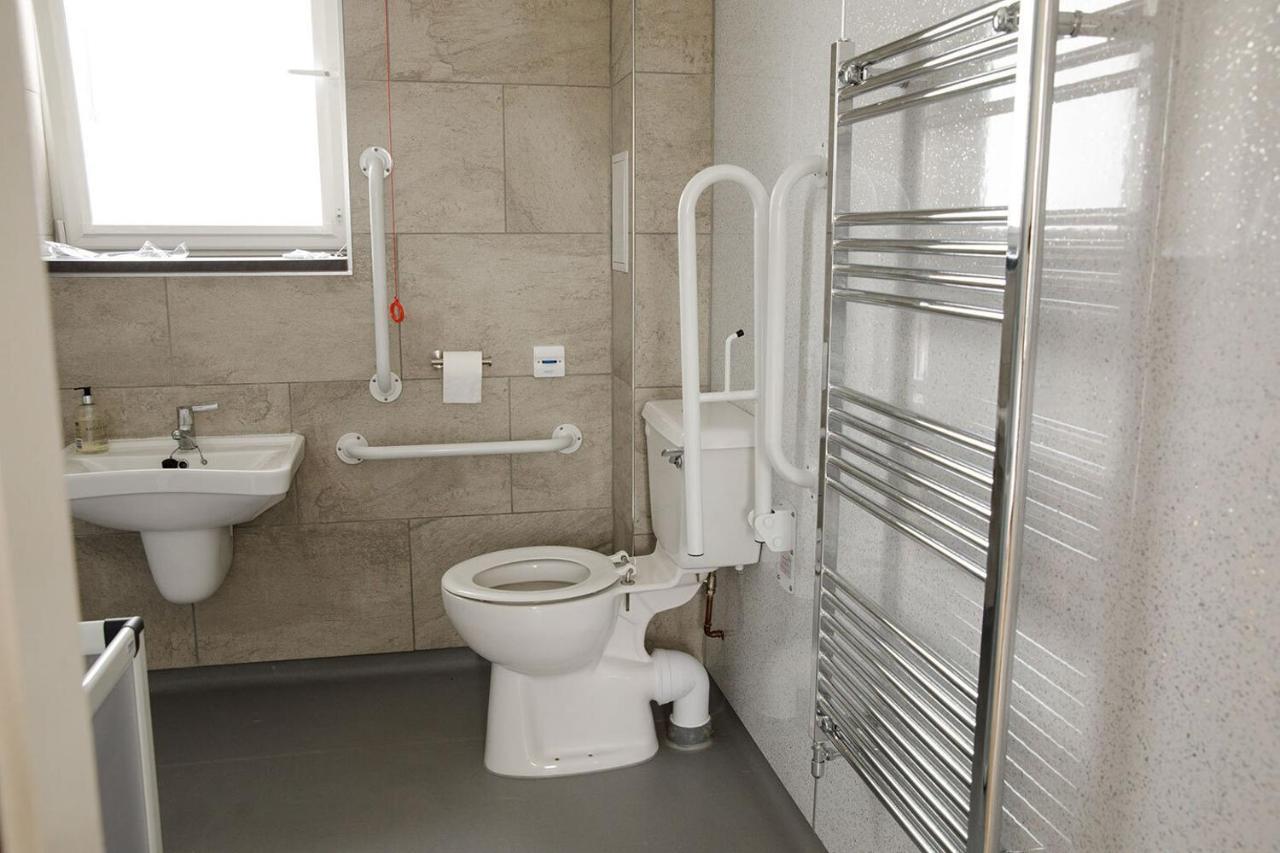House Of Juniper - Luxury Accessible Apartment Broadford  Εξωτερικό φωτογραφία