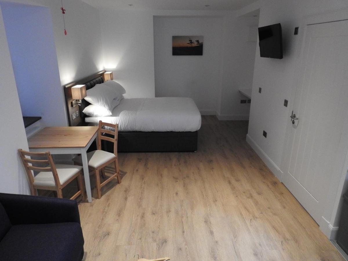 House Of Juniper - Luxury Accessible Apartment Broadford  Εξωτερικό φωτογραφία